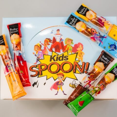 Baby spoon snacks with natural honey and nuts